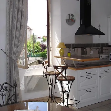 Coquet Meuble T2 -2 Velos, Prox Lac-veille Ville- Gare Apartamento