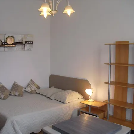 Coquet Meuble T2 -2 Velos, Prox Lac-veille Ville- Gare Annecy
